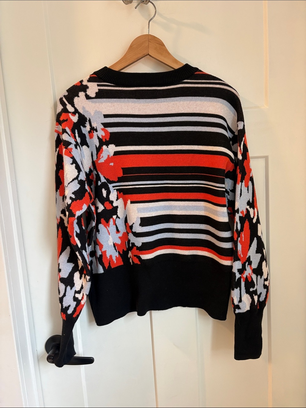 Black & orange retro Patterned Crewneck NINE west Sweater - Women's - Picture 7 of 7